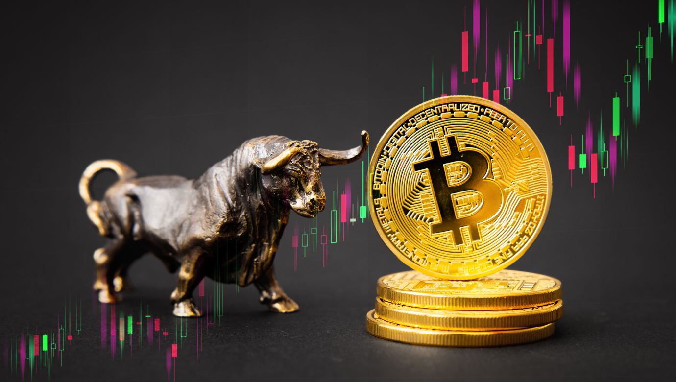 Analyst Predicts Bitcoin to Hit $250,000 Before Halving